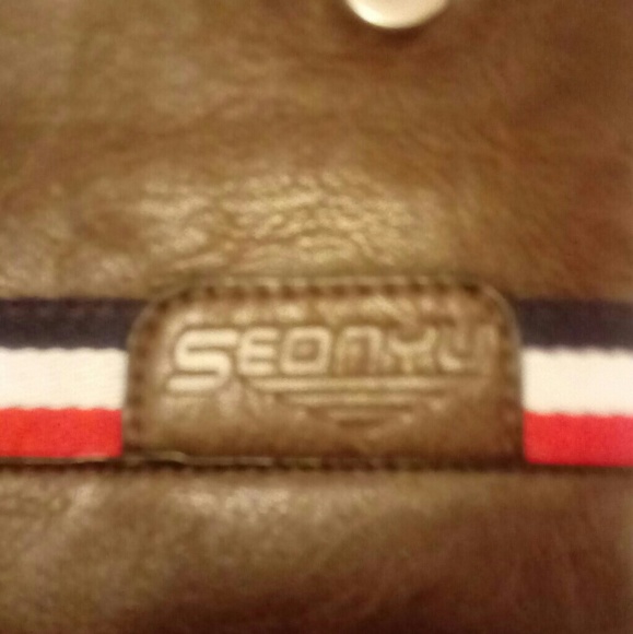 Seoneyu's 3-In-One Handbag Tote Shoulder Bag ! - Picture 4 of 8